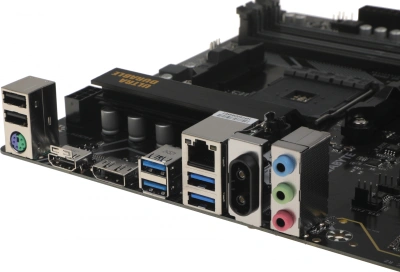 Материнская плата Gigabyte B550M DS3H AC R2 Soc-AM4 AMD B550 4xDDR4 mATX AC`97 8ch(7.1) GbLAN RAID+HDMI+DP