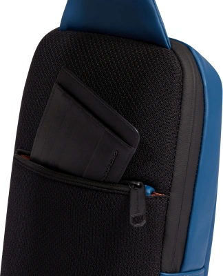 Рюкзак слинг Piquadro Corner 2.0 CA6466C2OW/AV серо-голубой полиэстер