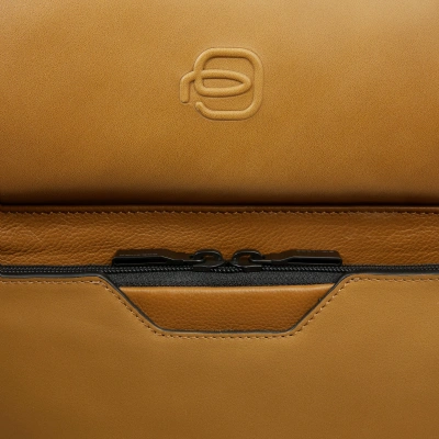 Рюкзак мужской Piquadro Ael CA6923S142/G охра натур.кожа