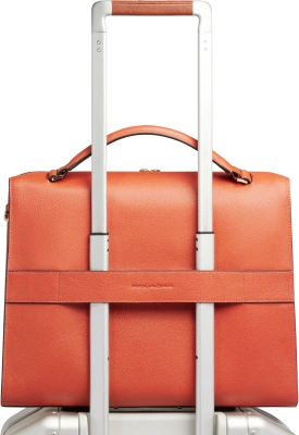 Деловая сумка женская Piquadro Patricia CA4098W140/AR с отделением для ноутбука 14" коралловая натур.кожа