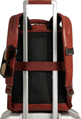 Рюкзак мужской Piquadro Solm CA7020S141/CU табачный натур.кожа