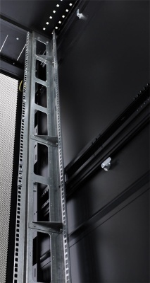 Шкаф серверный ЦМО (ШТК-СП-48.8.12-44АА-9005) напольный 48U 800x1130мм пер.дв.перфор. задн.дв.перфор. 2 бок.пан. 1350кг черный 890мм 170кг 180град. 2215мм