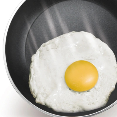 Сковорода Rondell Frank RDA-1373 круглая 26см покрытие: Xylan Plus ручка несъемная (с крышкой) черный
