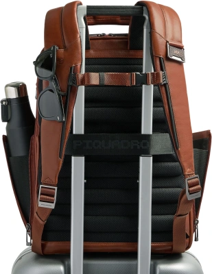 Рюкзак мужской Piquadro Victor CA7182W143/CU табачный натур.кожа