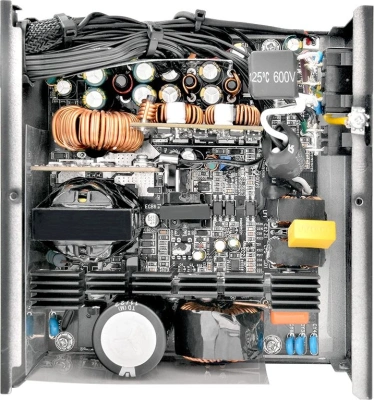 Блок питания Thermaltake ATX 850W Toughpower GX3 SE 80+ gold (20+4pin) APFC 120mm fan 3xSATA RTL