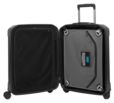 Чемодан Piquadro PQ LIGHT (BV4425PQL/NO) 40x55x20см 31л. 1.99кг. поликарбонат черный