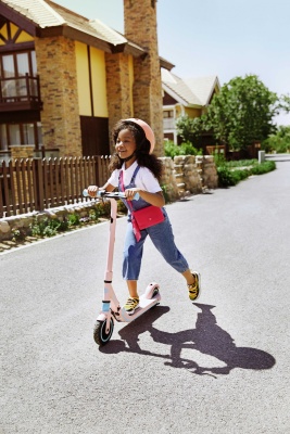 Электросамокат Ninebot KickScooter Zing E8 2550mAh розовый