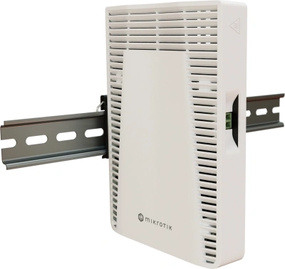 Коммутатор MikroTik CRS304-4XG-IN 1x1Гбит/с 4x10Гбит/с 1PoE управляемый