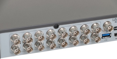 Видеорегистратор Hikvision iDS-7216HQHI-M1/XT