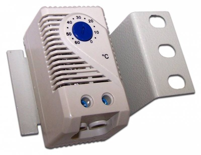 Термостат Lanmaster TWT-CB-FAN-THR черный