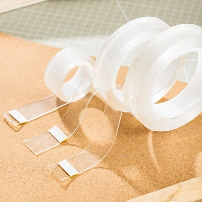 Клейкая лента универсальная двусторонняя Deli EA503 прозрачная шир.24мм дл.1м