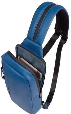 Рюкзак слинг Piquadro Corner 2.0 CA6466C2OW/AV серо-голубой полиэстер