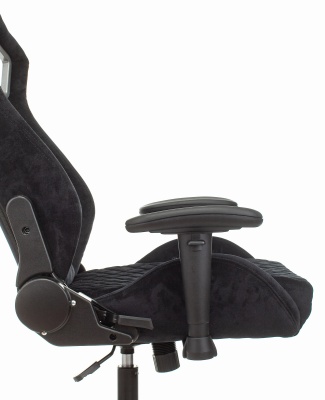 Кресло игровое Knight Outrider LTD черный Light-20 с подголов. крестов. металл