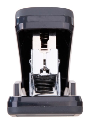 Степлер настольный Deli E0464BLACK Exceed 24/6 26/6 (25листов) черный 100скоб металл/пластик закрытый/открытый коробка