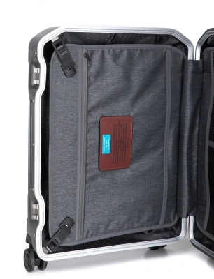 Чемодан Piquadro PQ-LM (BV4425PQLM/NCU) 40x55x20см 37л. 3.46кг. поликарбонат/натур.кожа темно-серый