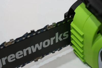 Цепная пила Greenworks G24CS25 аккум. 600Вт 0.8л.с. дл.шины:10" (25cm) 1аккум. 8Ач ЗУ (2007707UH)