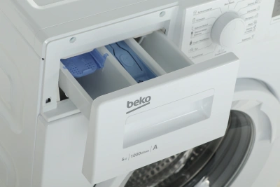 Стиральная машина Beko WRS5512BWW класс: A загр.фронтальная макс.:5кг белый