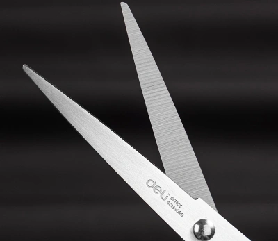 Ножницы Deli EM600 офисные 170мм ручки пластиковые сталь ассорти чехол с европод.