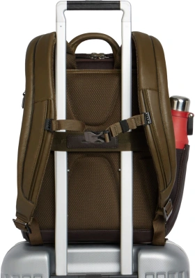 Рюкзак мужской Piquadro Black Square CA6503B3/VETM хаки натур.кожа