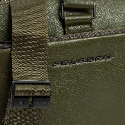 Деловая сумка мужская Piquadro Russel CA4021W137/VE2 с отделением для ноутбука 15.6" хаки натур.кожа