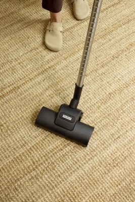 Пылесос Karcher VCC 6 CycloneX 800Вт белый/черный