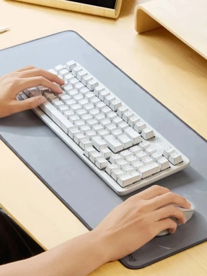 Клавиатура Logitech K868 механическая белый USB беспроводная BT/Radio (920-013913)