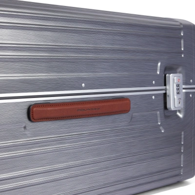 Чемодан Piquadro PQ-LM BV5213PQLM/NCU 42x37x80см 102л. 5.6кг. поликарбонат/натур.кожа серебристый