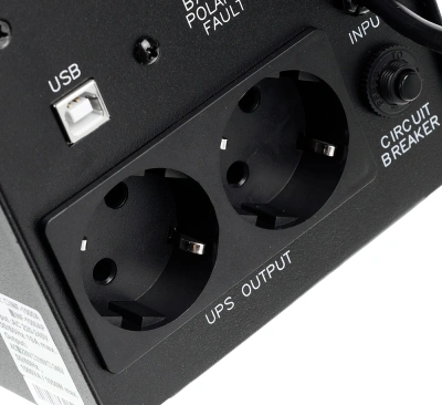 Источник бесперебойного питания Powercom Infinity INF-1500 1050Вт 1500ВА черный без батареи