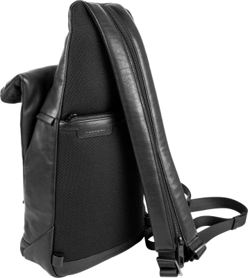 Рюкзак слинг Piquadro Harper CA6784AP/N черный натур.кожа