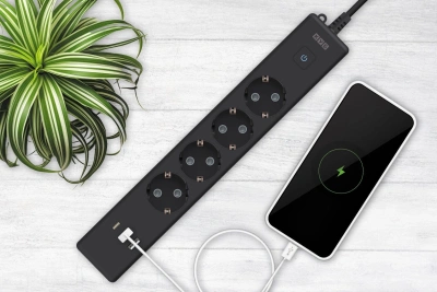 Сетевой удлинитель Powercube PC-7B-2M 1.9м (4 розетки) черный (коробка)