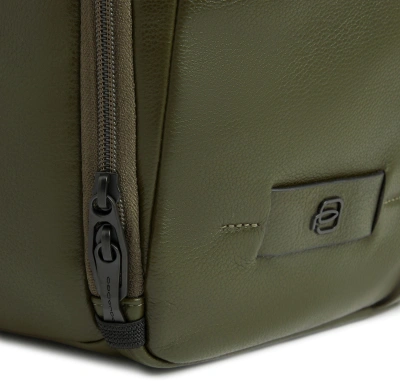 Рюкзак мужской Piquadro Russel CA6767W137/VE2 хаки натур.кожа