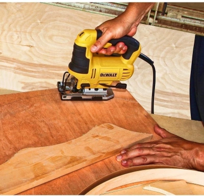 Лобзик DeWalt DWE349 +1пил. 650Вт 3200ходов/мин от электросети