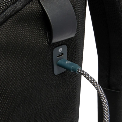 Рюкзак мужской Piquadro Oberon CA7279W150/N черный нейлон/натур.кожа