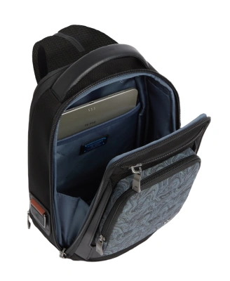 Рюкзак слинг мужской Piquadro Oberon CA7277W150/BLUS темно-синий нейлон/натур.кожа
