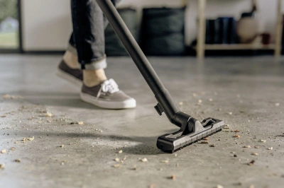 Строительный пылесос Karcher WD 2 Plus V-12/4/18 1000Вт (уборка: сухая/влажная/выдув/сбор воды) желтый
