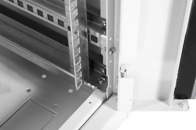 Шкаф коммутационный ЦМО (ШТК-Э-30.6.8-13АА) напольный 30U 600x800мм пер.дв.стекл металл направл.под винты 620кг серый 715мм 68кг 120град. 1454мм IP20 металл