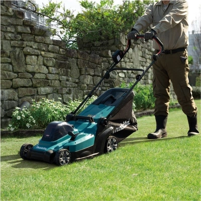 Газонокосилка роторная Makita LM004GU102 740Вт