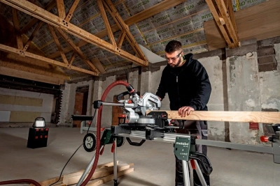 Торцовочная пила Metabo KGS 254 M set 1450Вт 5000об/мин d=254мм