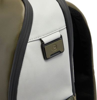 Рюкзак мужской Piquadro Urban CA7165UB00/VEGR хаки натур.кожа