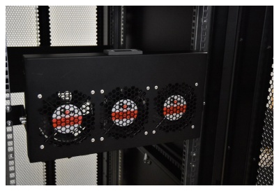 Модуль вентиляторный Rem (R-FAN-3K-1U-9005) 3 вент. с контроллером черный (упак.:1шт)