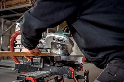 Торцовочная пила Metabo KGS 254 M set 1450Вт 5000об/мин d=254мм