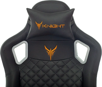 Кресло игровое Knight Outrider черный ромбик экокожа с подголов. крестов. металл