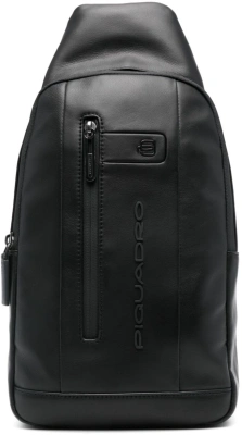 Рюкзак слинг мужской Piquadro Urban CA6540UB00/N черный натур.кожа
