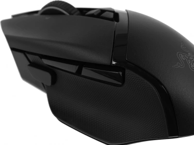Мышь Razer Basilisk V3 Pro черный оптическая 30000dpi беспров. BT/Radio USB 11but (RZ01-04620100-R3G1)