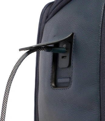 Рюкзак мужской Piquadro Russel CA7162W137/BLU синий натур.кожа