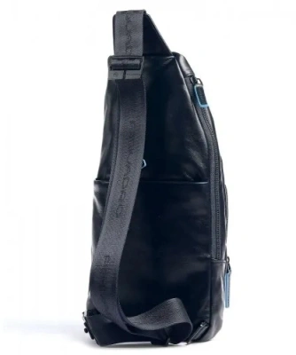 Рюкзак слинг Piquadro Blue Square Revamp CA5577B2V/BLU синий натур.кожа