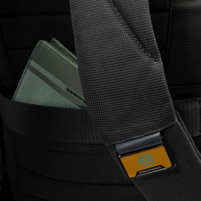 Рюкзак мужской Piquadro Lyss CA6928S143BM/N черный полиэстер/натур.кожа