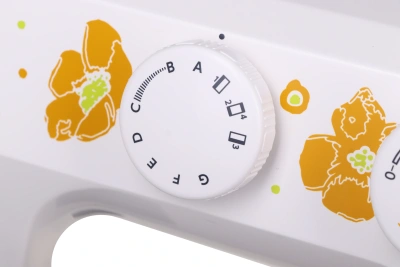 Швейная машина Janome Excellent Stitch 15A белый
