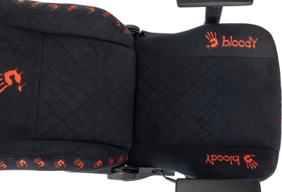 Кресло игровое A4Tech Bloody GC-670 черный искусственная замша с подголов. крестов. металл подст.для ног