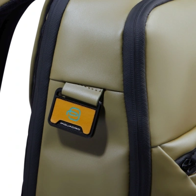 Рюкзак мужской Piquadro Corner 2.0 CA6464C2OW/VE3 фисташковый полиуретан/полиэстер